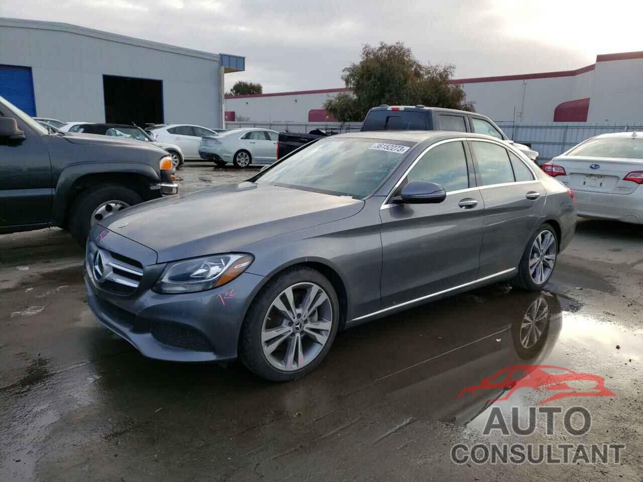 MERCEDES-BENZ C-CLASS 2018 - 55SWF4JB4JU275596