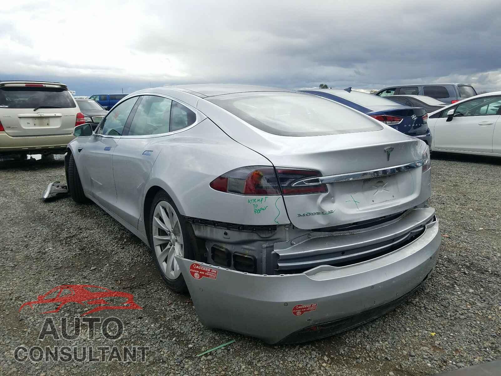 TESLA MODEL S 2017 - 5YJSA1E17HF221427