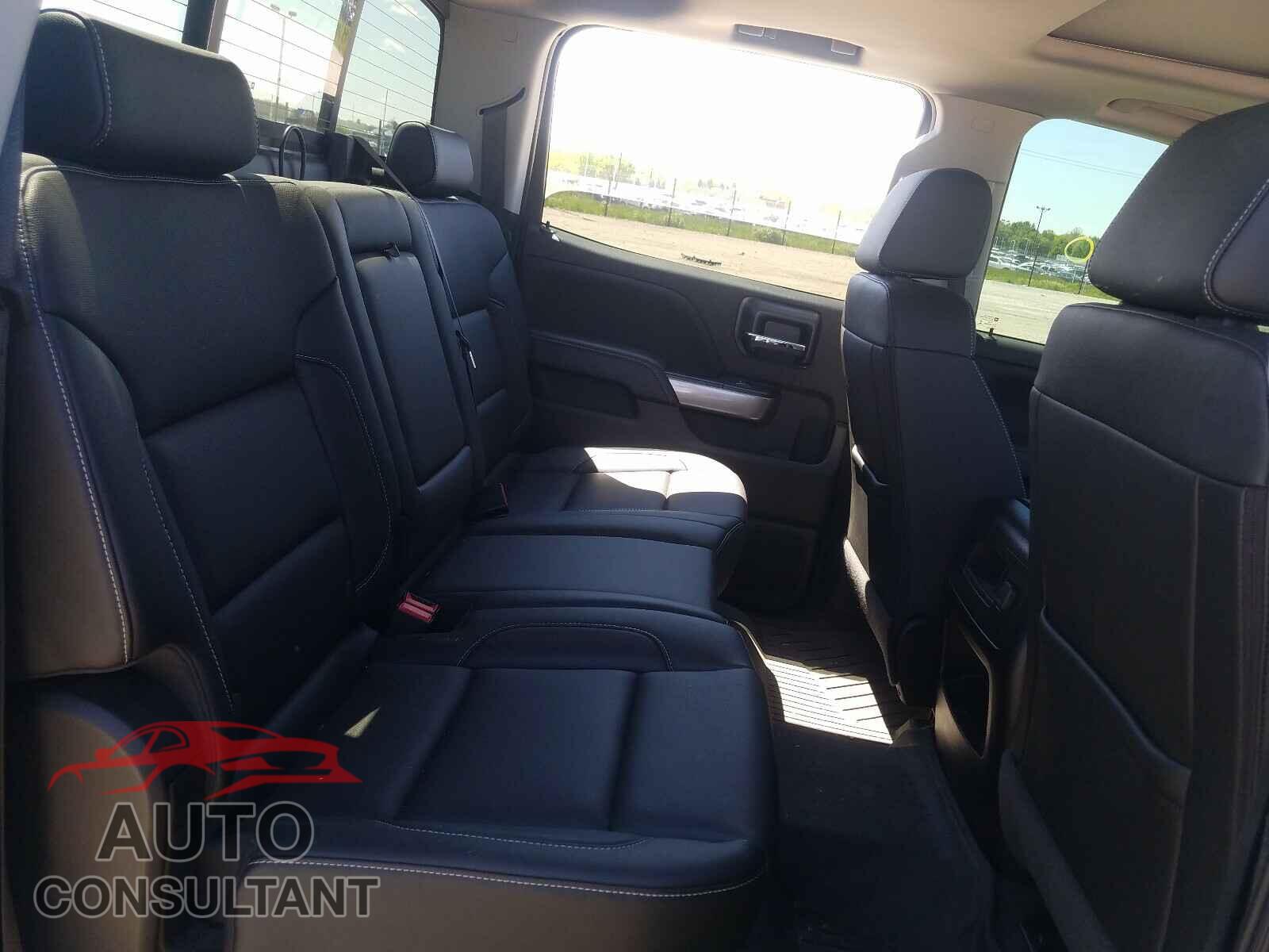 CHEVROLET SILVERADO 2018 - 3GCUKSEC4JG643085