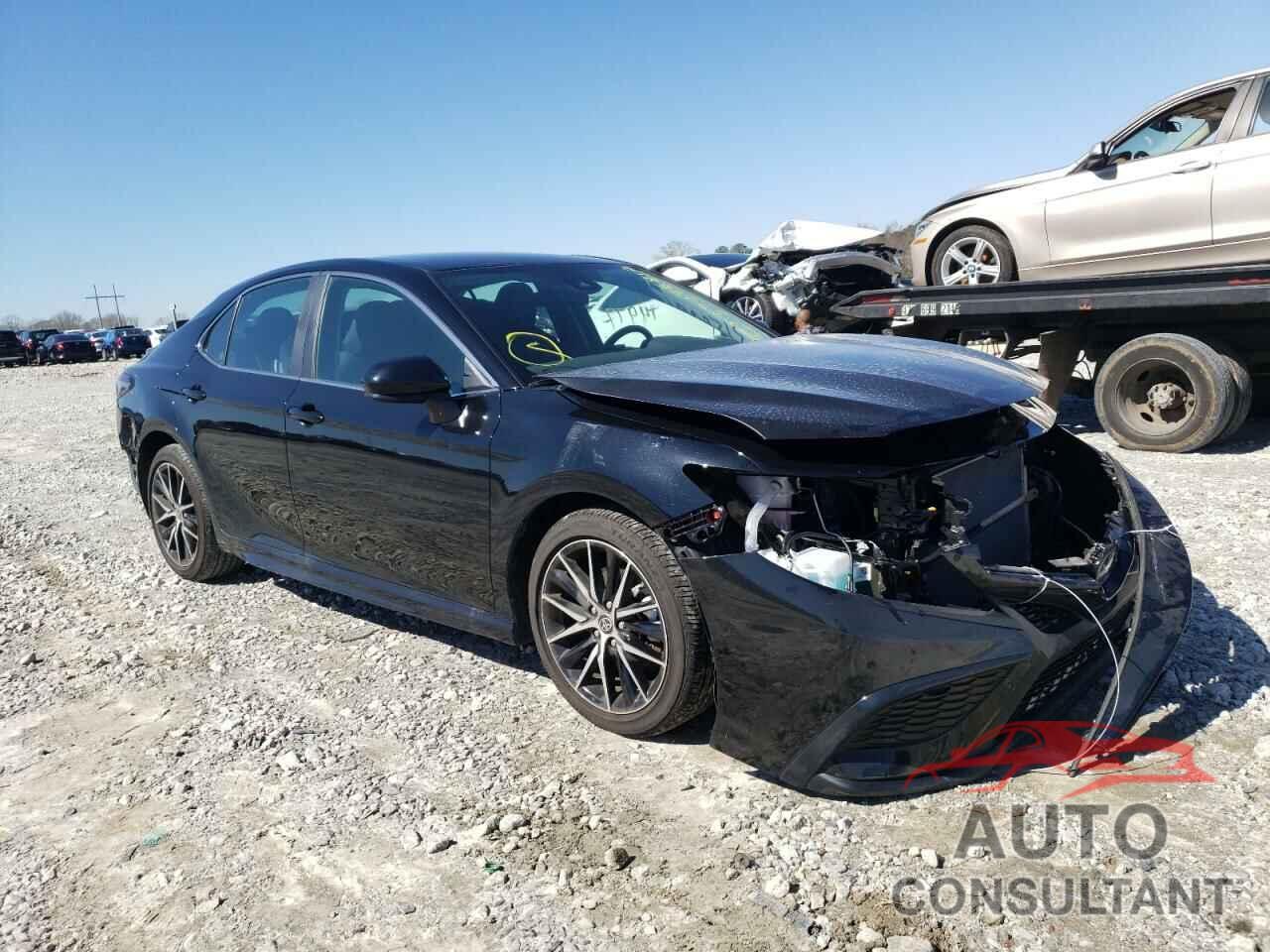 TOYOTA CAMRY 2021 - 4T1G11AKXMU534179