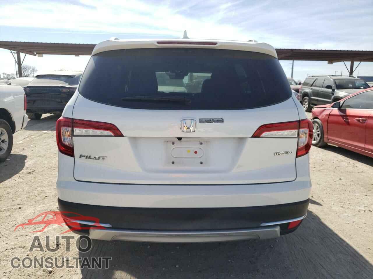 HONDA PILOT 2020 - 5FNYF5H91LB015811