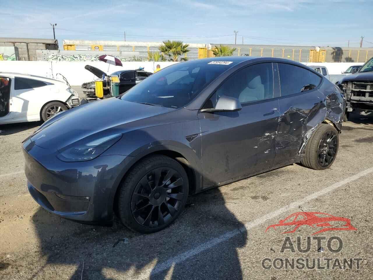 TESLA MODEL Y 2023 - 7SAYGDEE0PF639861