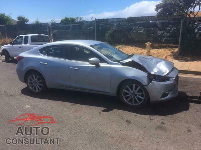 MAZDA 3 2017 - 3MZBN1V78HM112721
