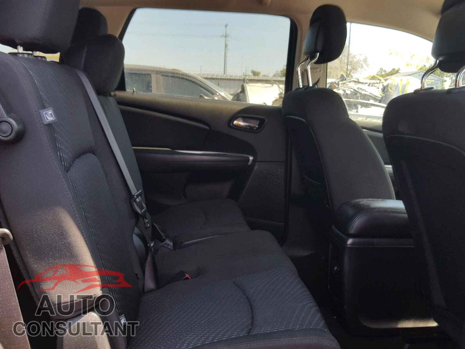 DODGE JOURNEY 2017 - 3C4PDCBG8HT509802