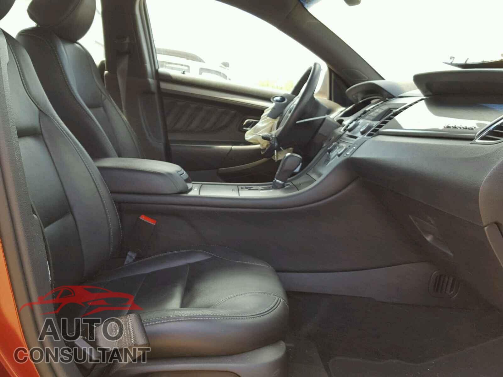 FORD TAURUS 2015 - 1FAHP2E81FG151329