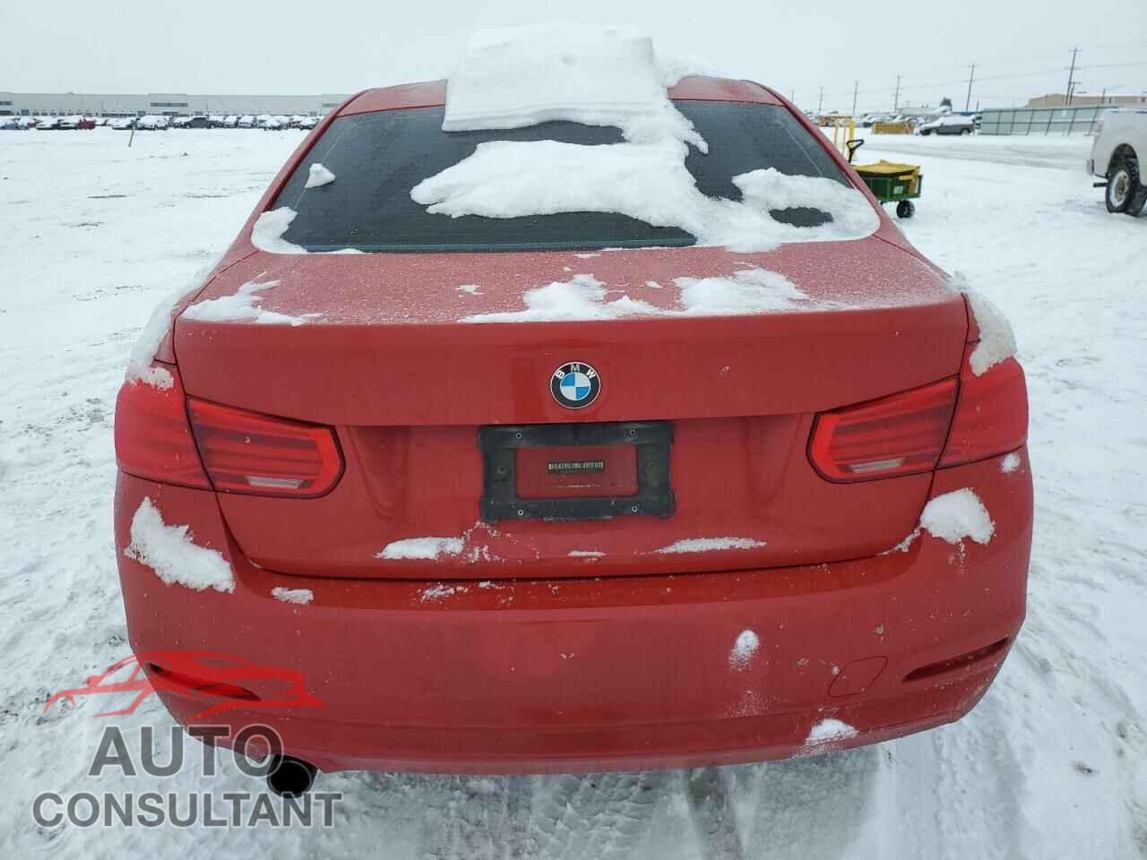 BMW 3 SERIES 2016 - WBA8E1G51GNU11932