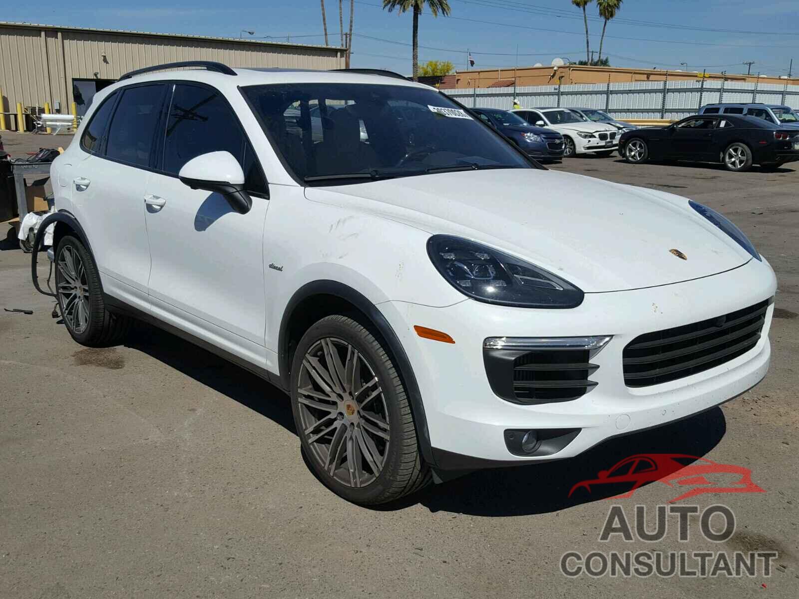 PORSCHE CAYENNE 2016 - WP1AF2A21GKA40258