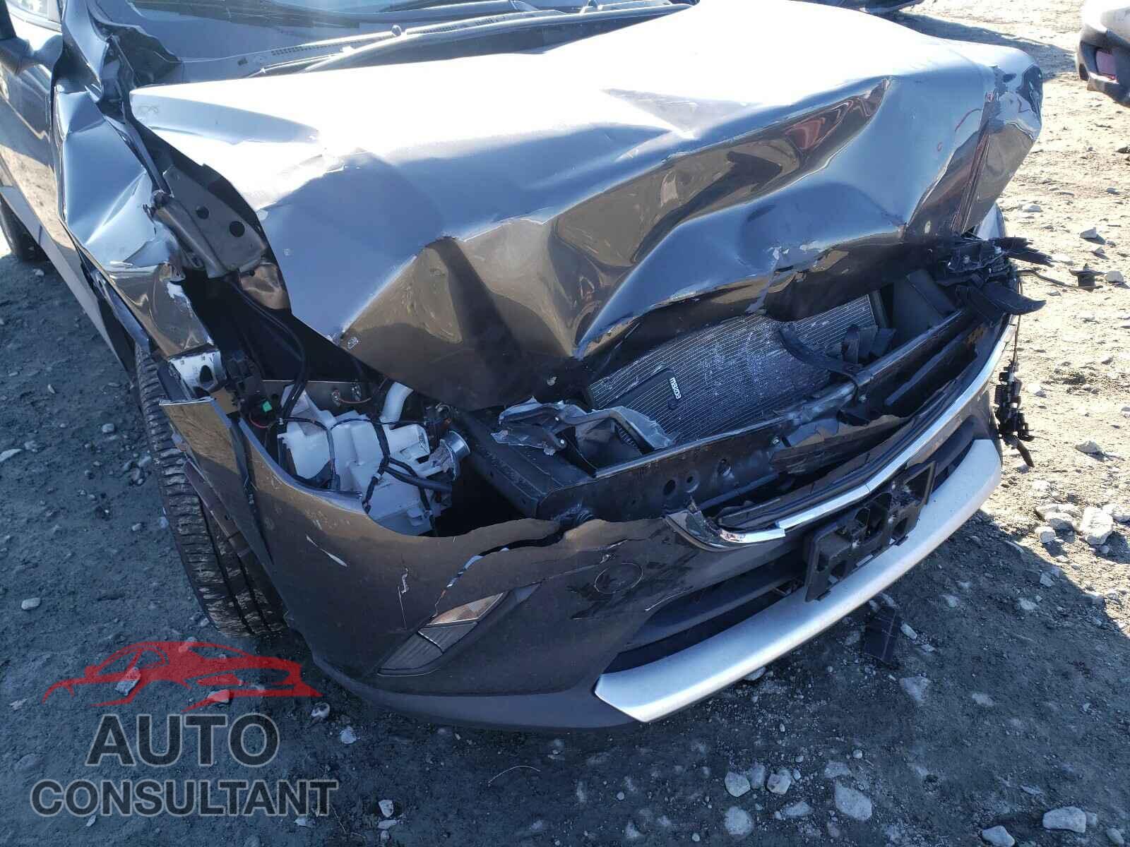 MAZDA CX-3 2017 - JM1DKFC71H0141663