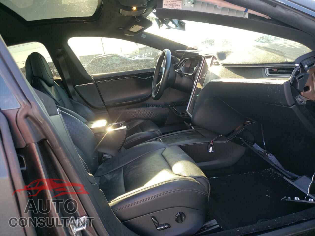TESLA MODEL S 2017 - 5YJSA1E4XHF176316