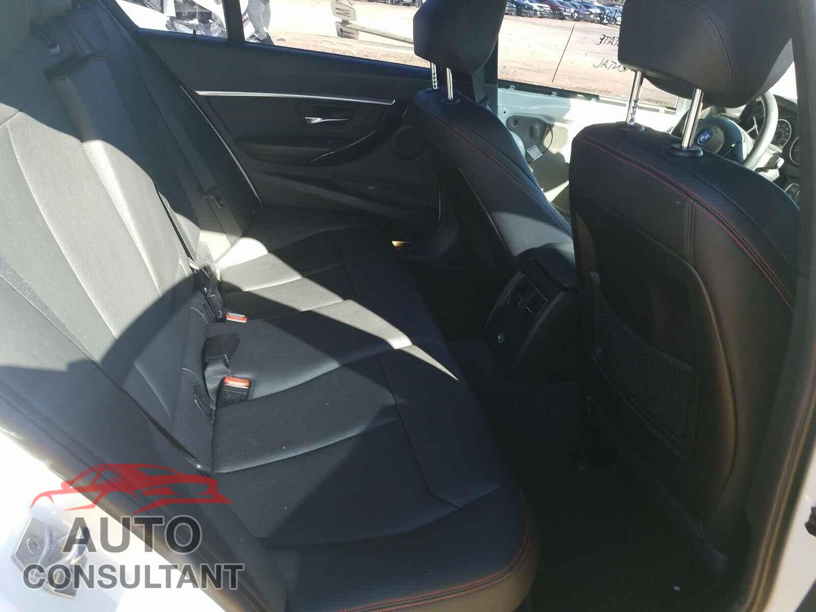 BMW 3 SERIES 2016 - WBA8E9G5XGNU29098