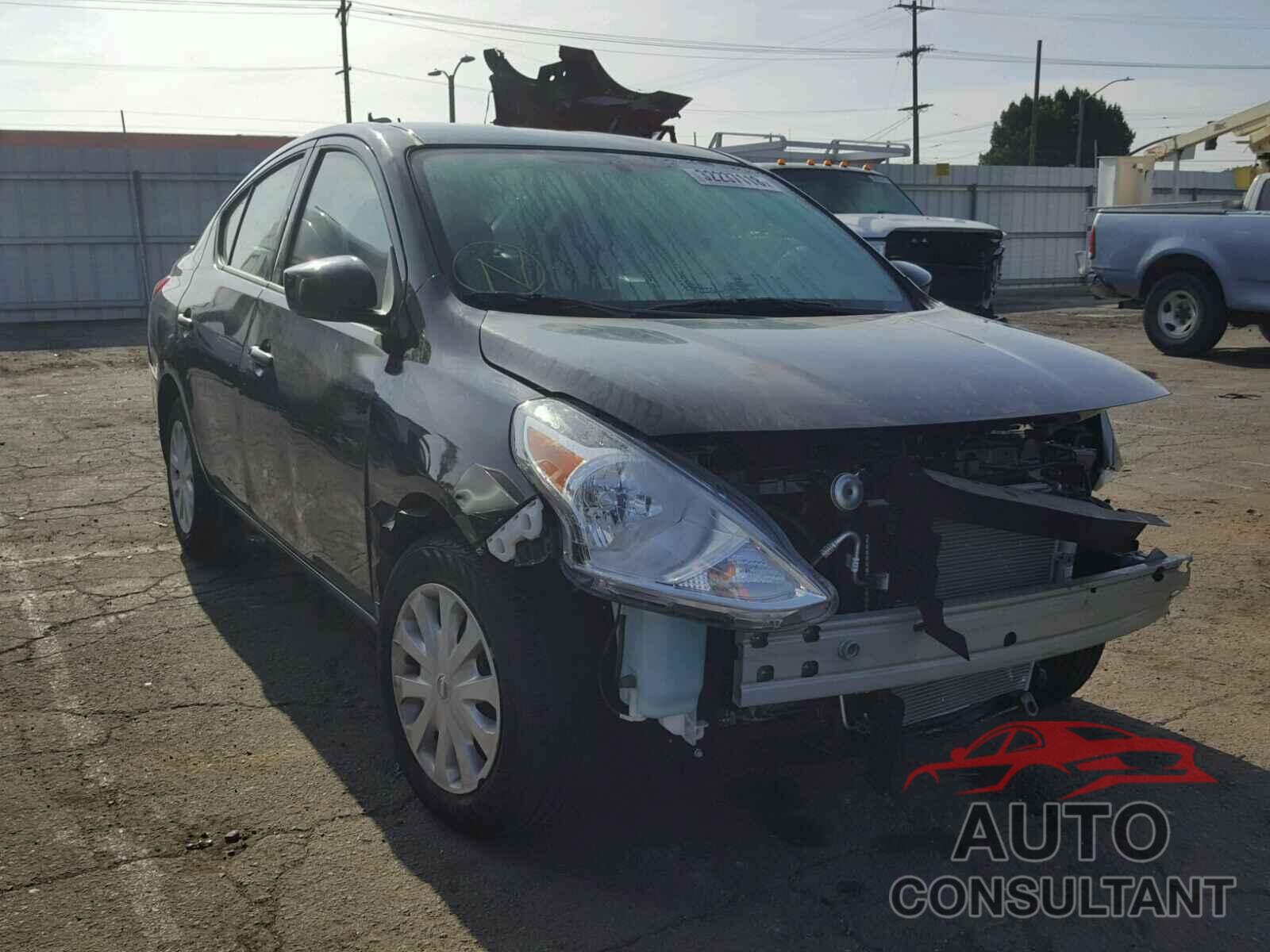 NISSAN VERSA 2017 - 3N1CN7AP2HL863483