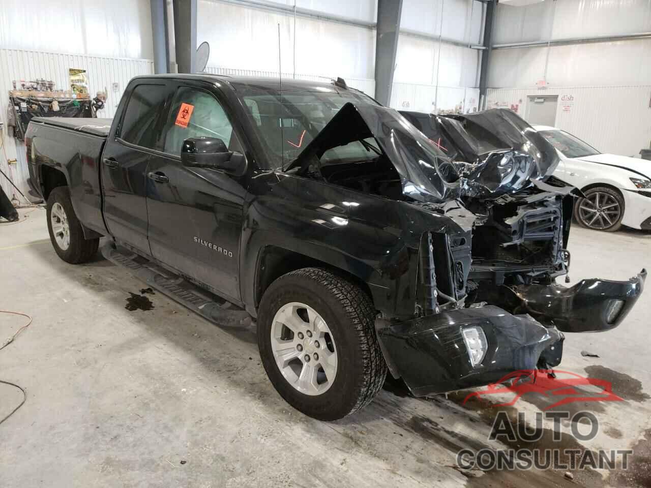 CHEVROLET SILVERADO 2018 - 1GCVKREC1JZ120457