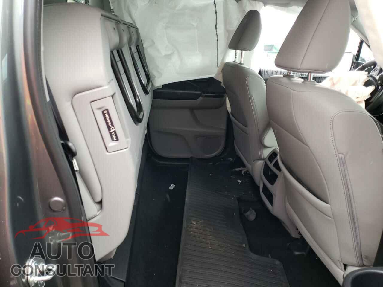 HONDA RIDGELINE 2019 - 5FPYK3F54KB011063