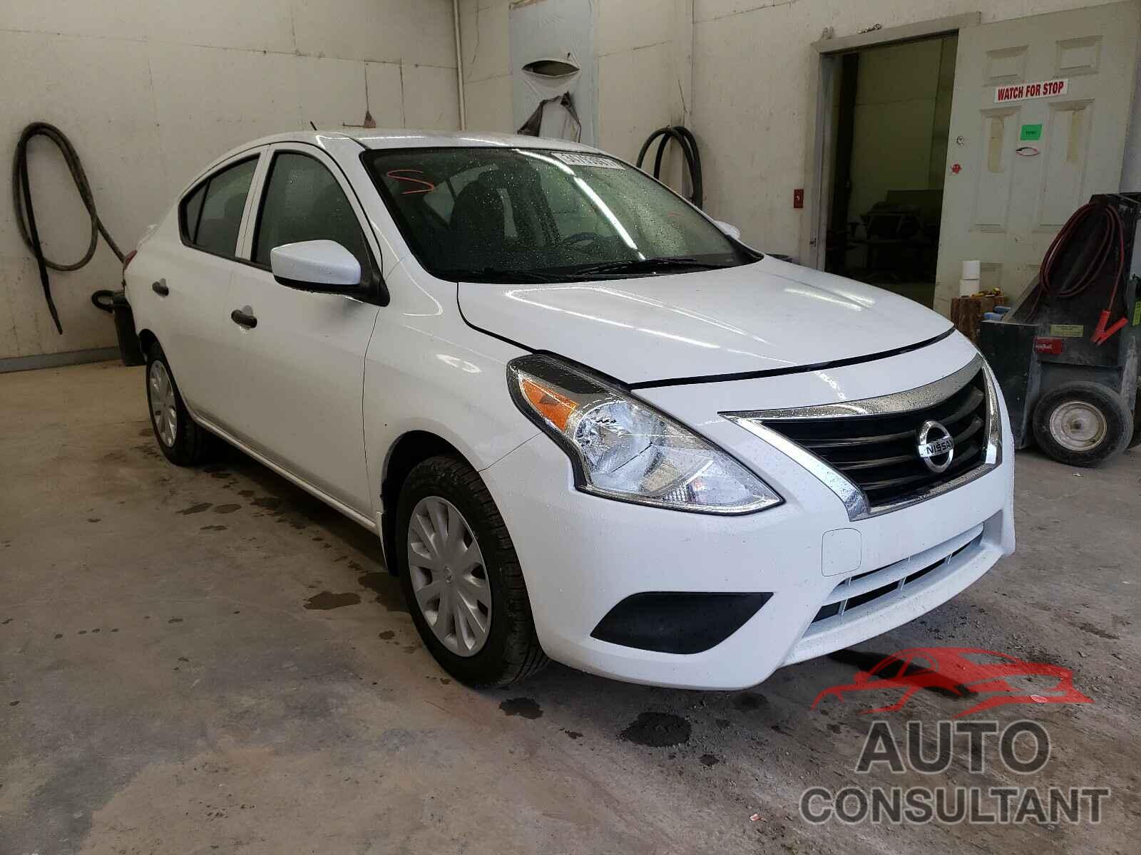 NISSAN VERSA 2017 - 3N1CN7AP5HL858990