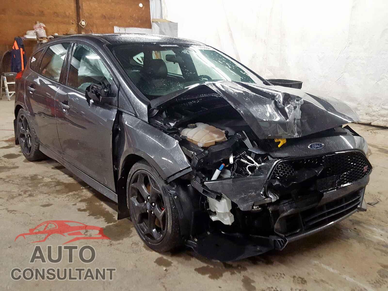 FORD FOCUS 2017 - 1FADP3L91HL294971