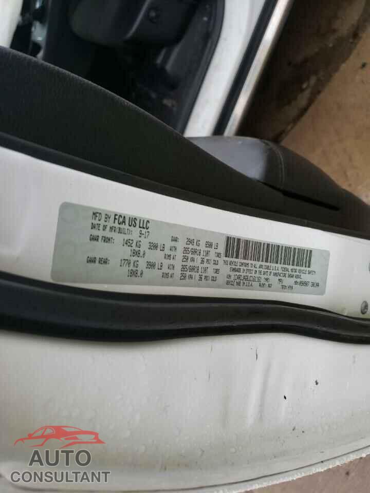 DODGE DURANGO 2018 - 1C4RDJAG8JC161161