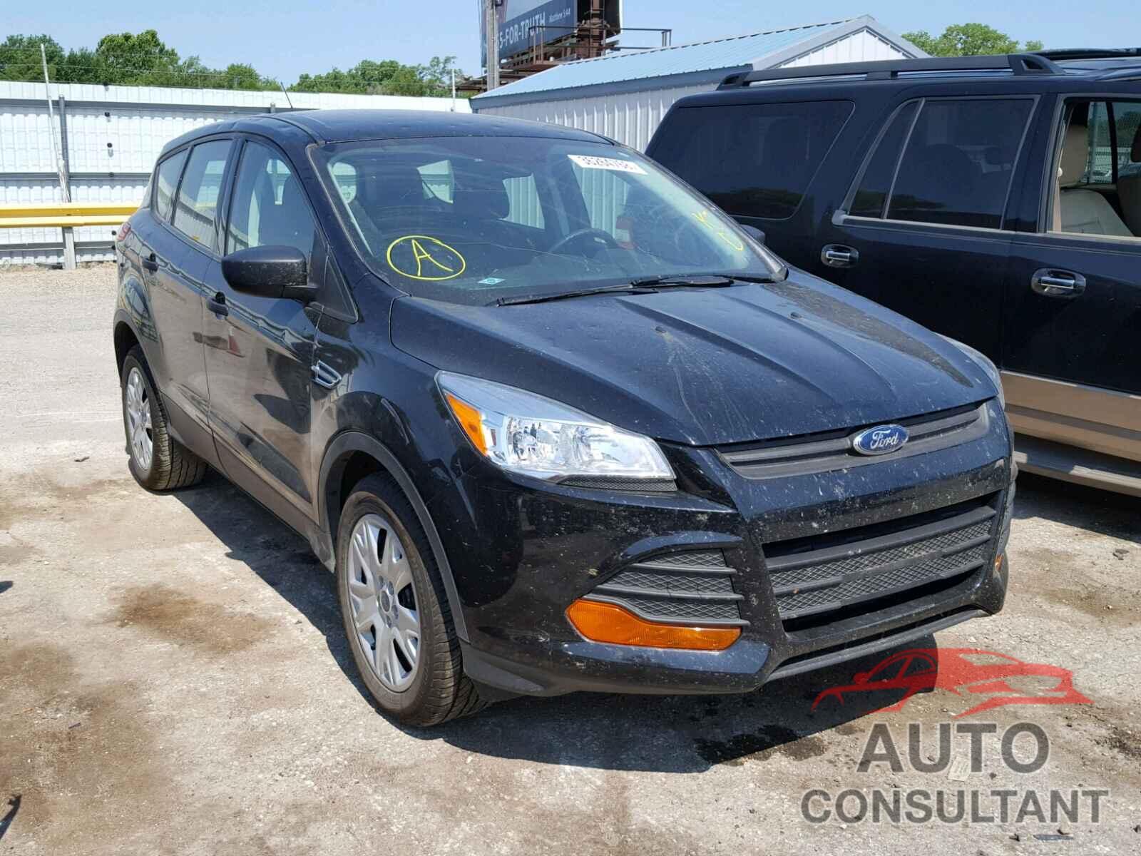 FORD ESCAPE 2016 - 1FMCU0F74GUB71841