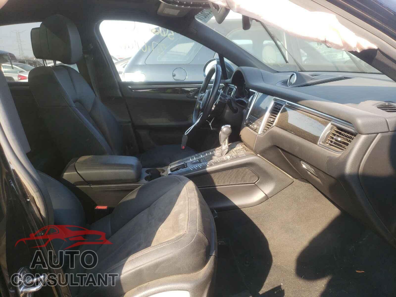 PORSCHE MACAN 2017 - WP1AA2A53HLB04398