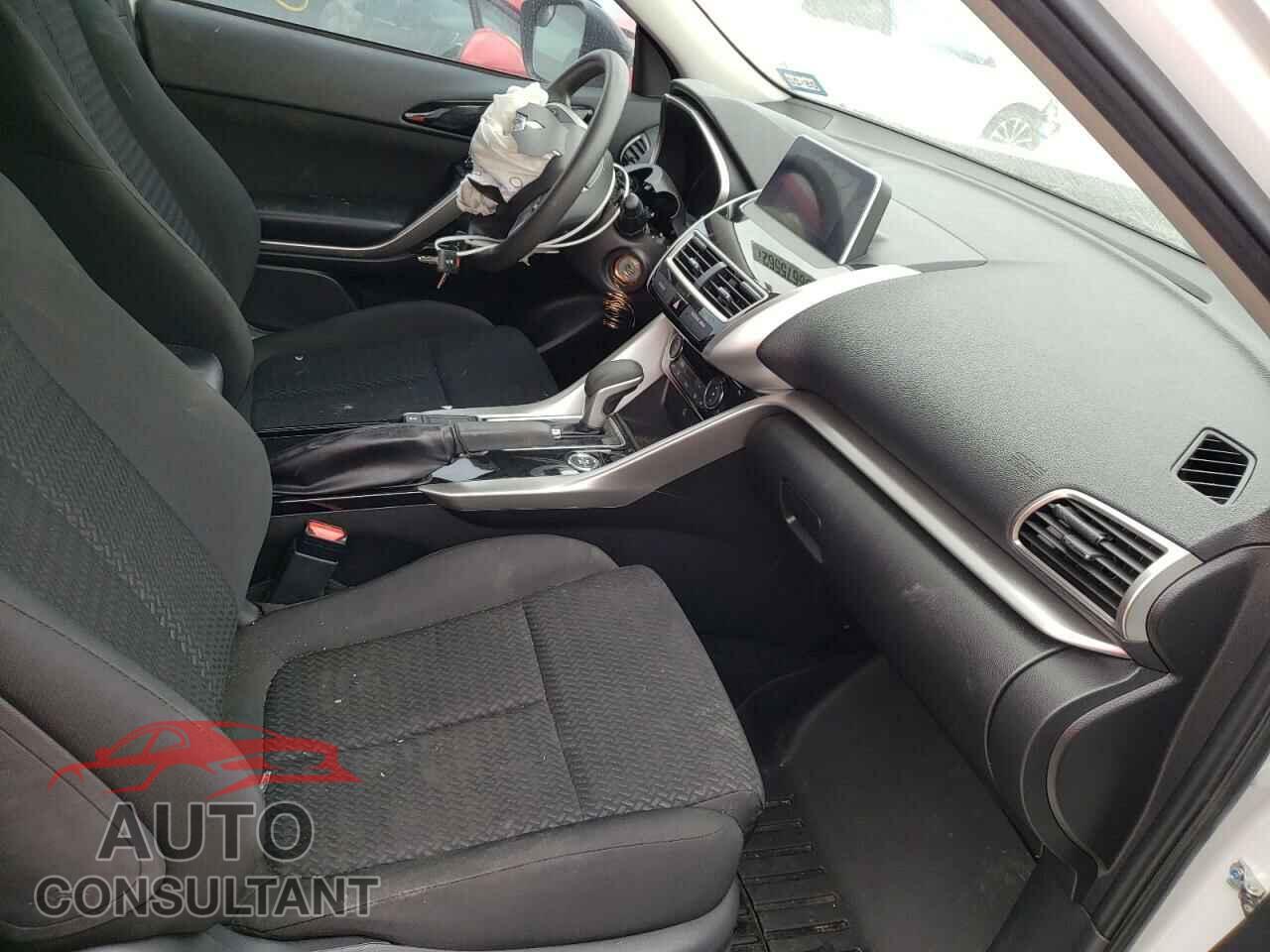 MITSUBISHI ECLIPSE 2019 - JA4AT4AAXKZ021330