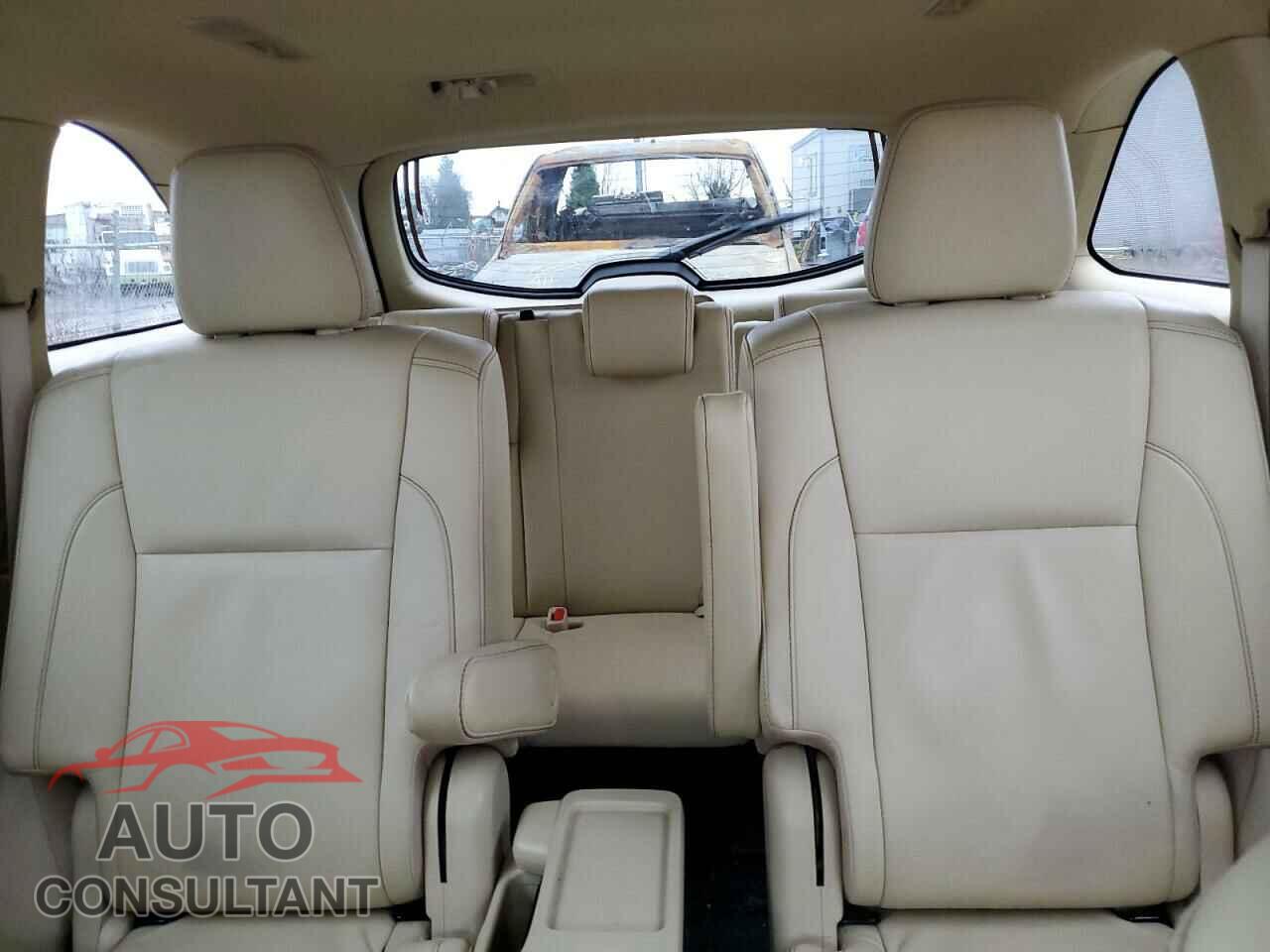TOYOTA HIGHLANDER 2018 - 5TDJZRFH3JS838002