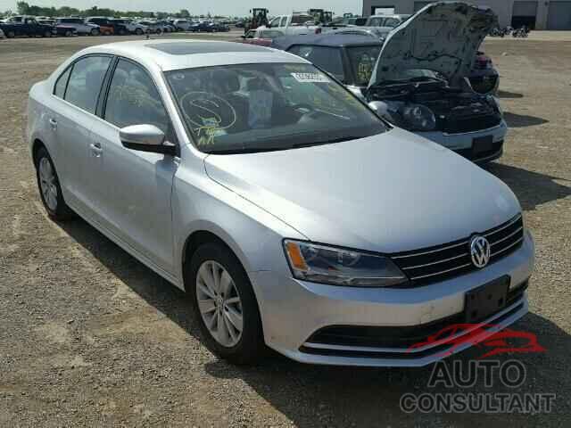 VOLKSWAGEN JETTA 2015 - 3VWD07AJ4FM323925