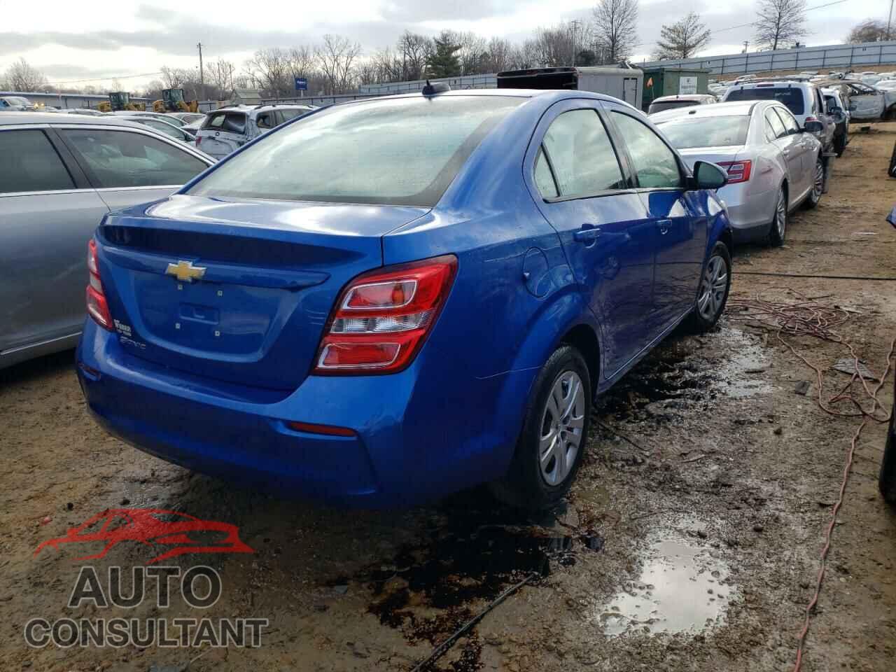 CHEVROLET SONIC 2017 - 1G1JB5SH2H4154897