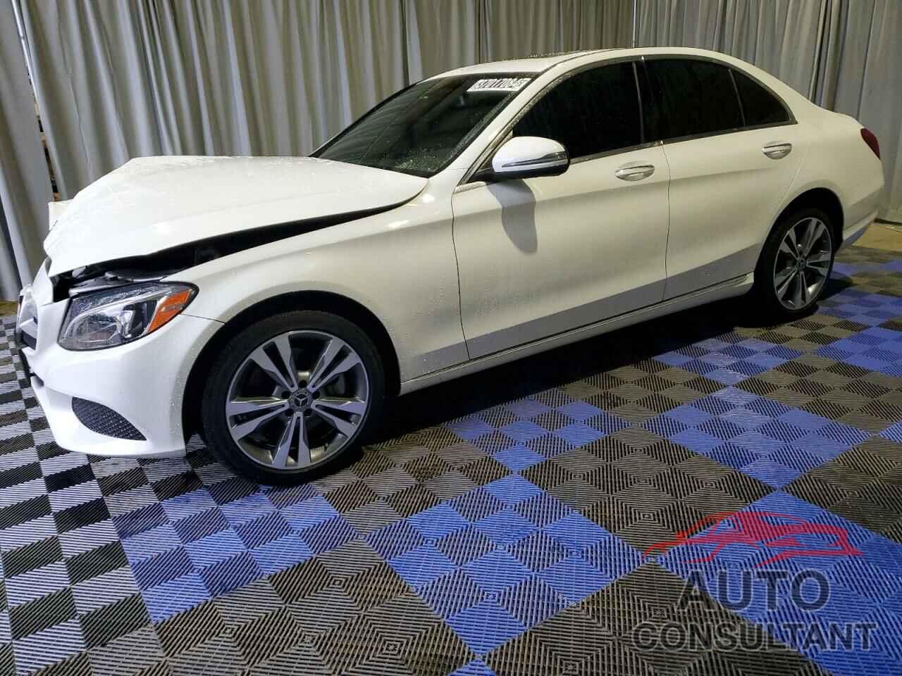 MERCEDES-BENZ C-CLASS 2018 - 55SWF4KB5JU253184