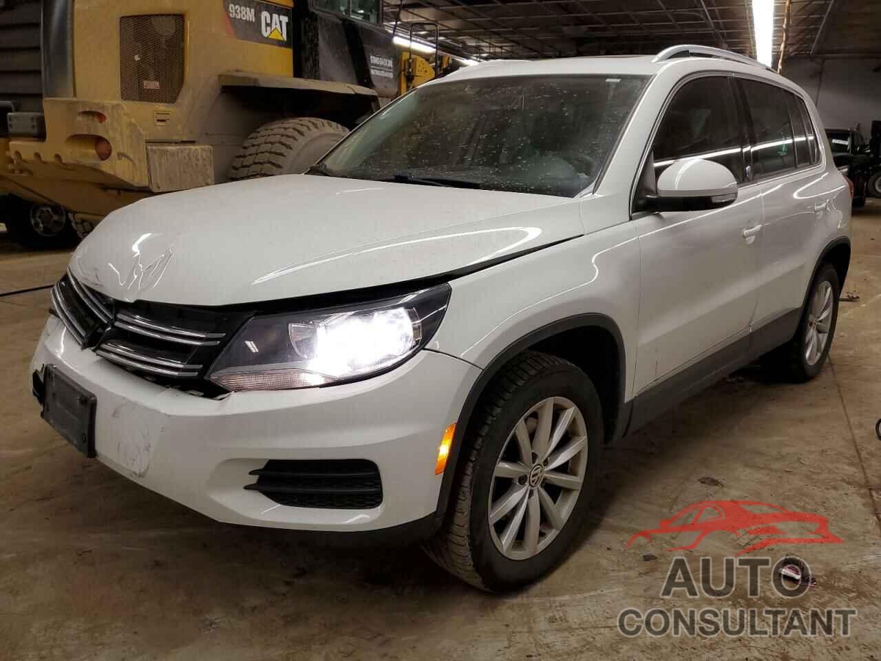 VOLKSWAGEN TIGUAN 2017 - WVGSV7AX6HW507830