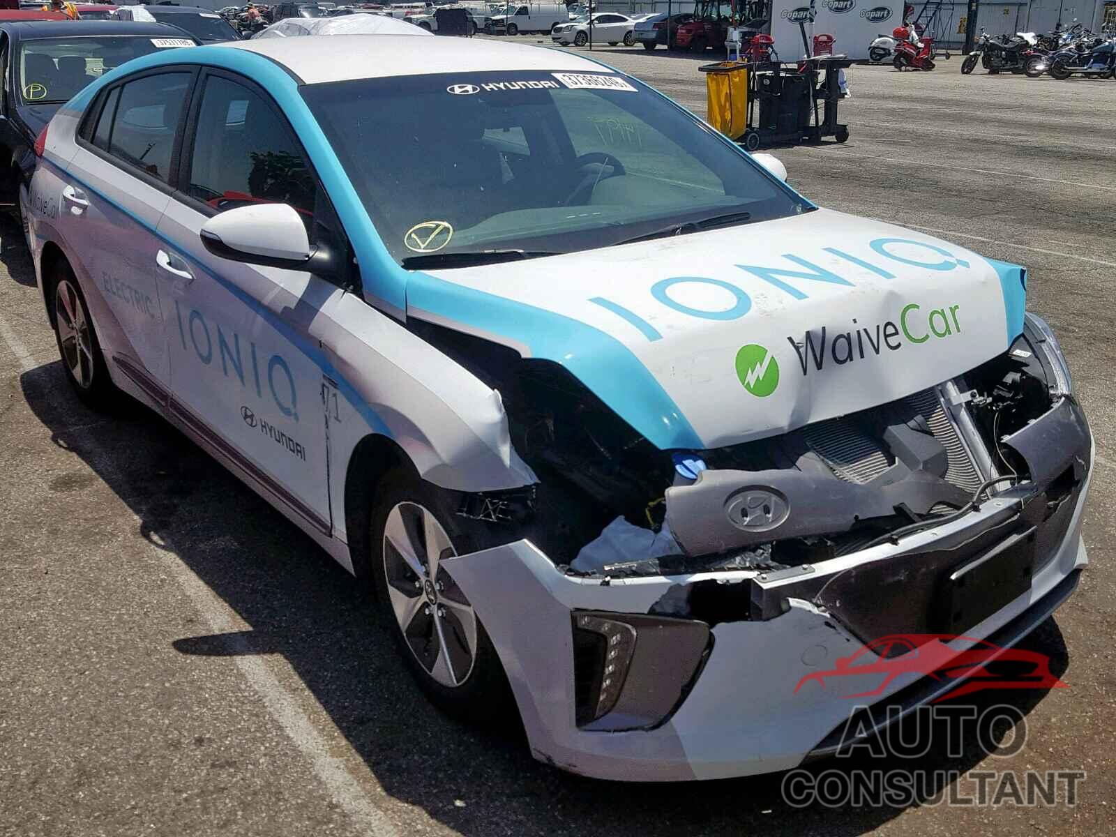 HYUNDAI IONIQ 2018 - KMHC75LH1JU023736