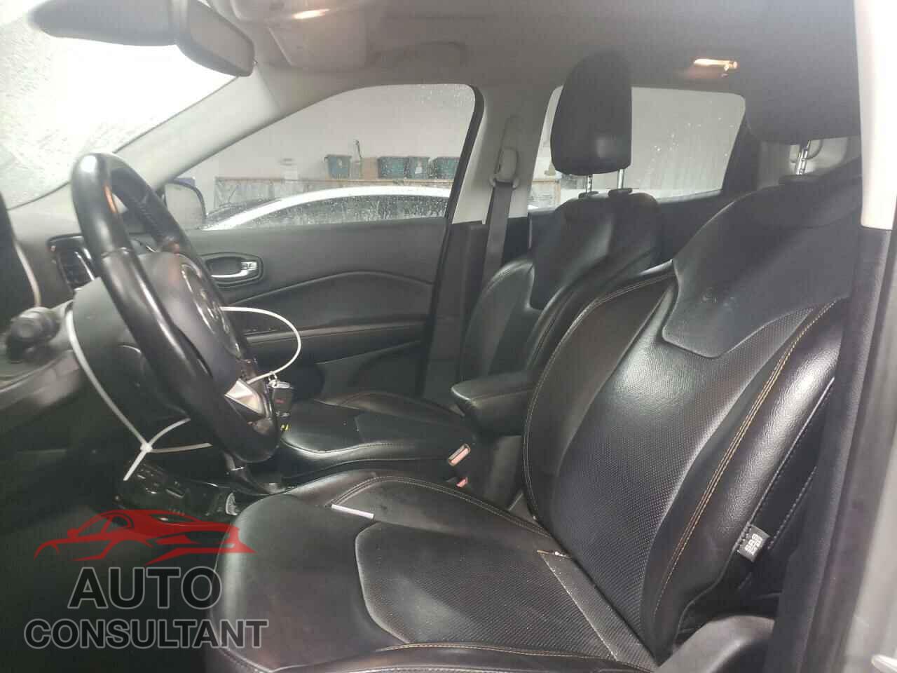 JEEP COMPASS 2020 - 3C4NJDCB7LT119730