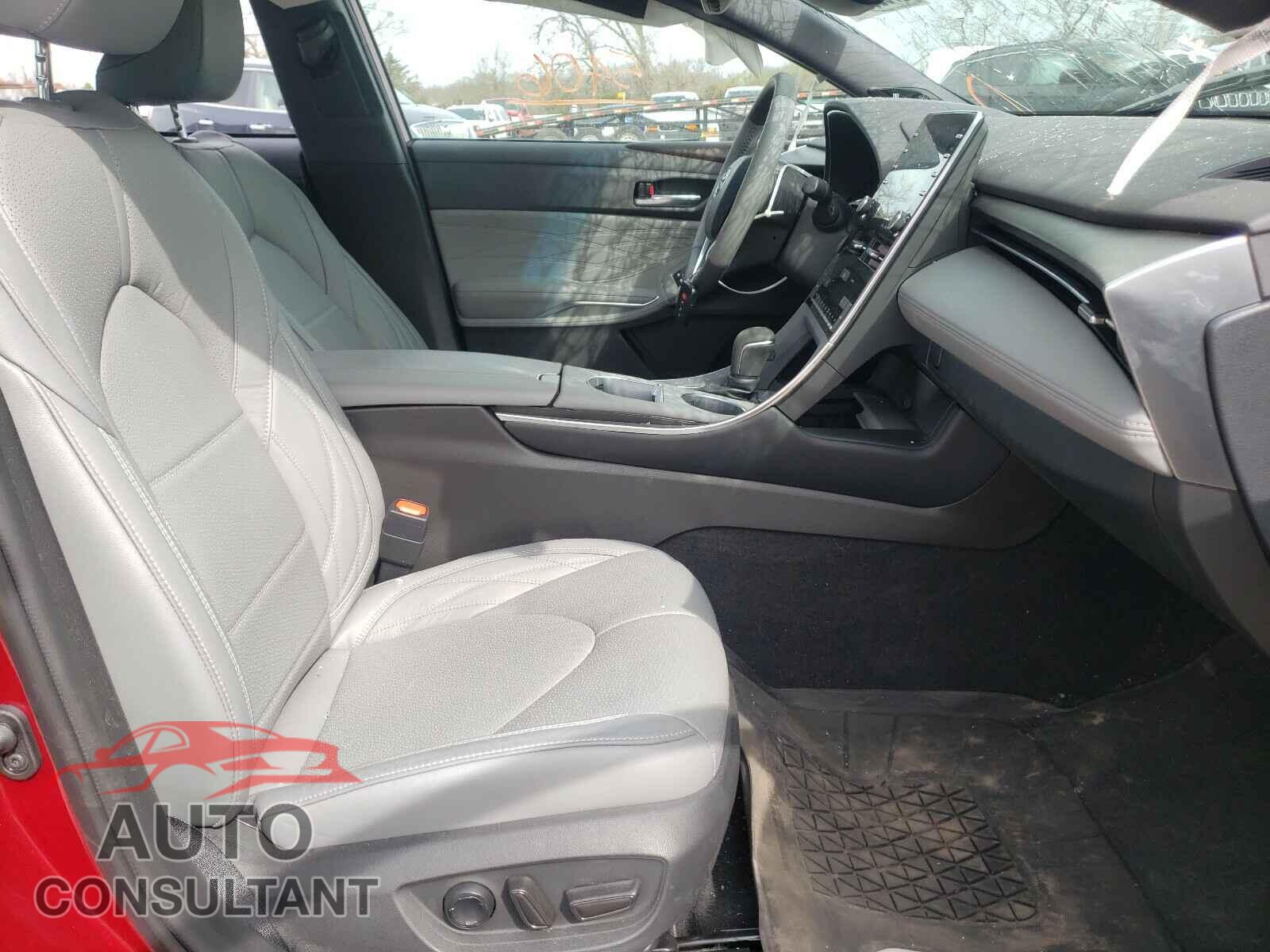 TOYOTA AVALON 2020 - 4T1C21FB9LU019273