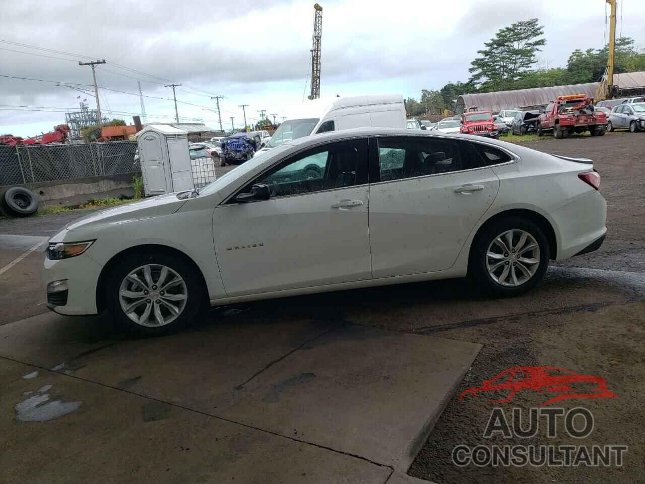 CHEVROLET MALIBU 2022 - 1G1ZD5ST5NF133110