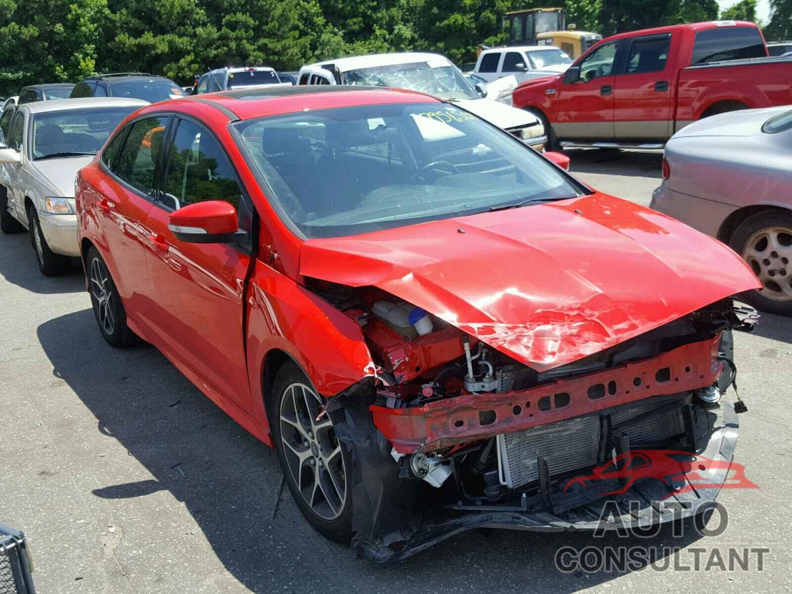 FORD FOCUS 2015 - 1FADP3F2XFL267554