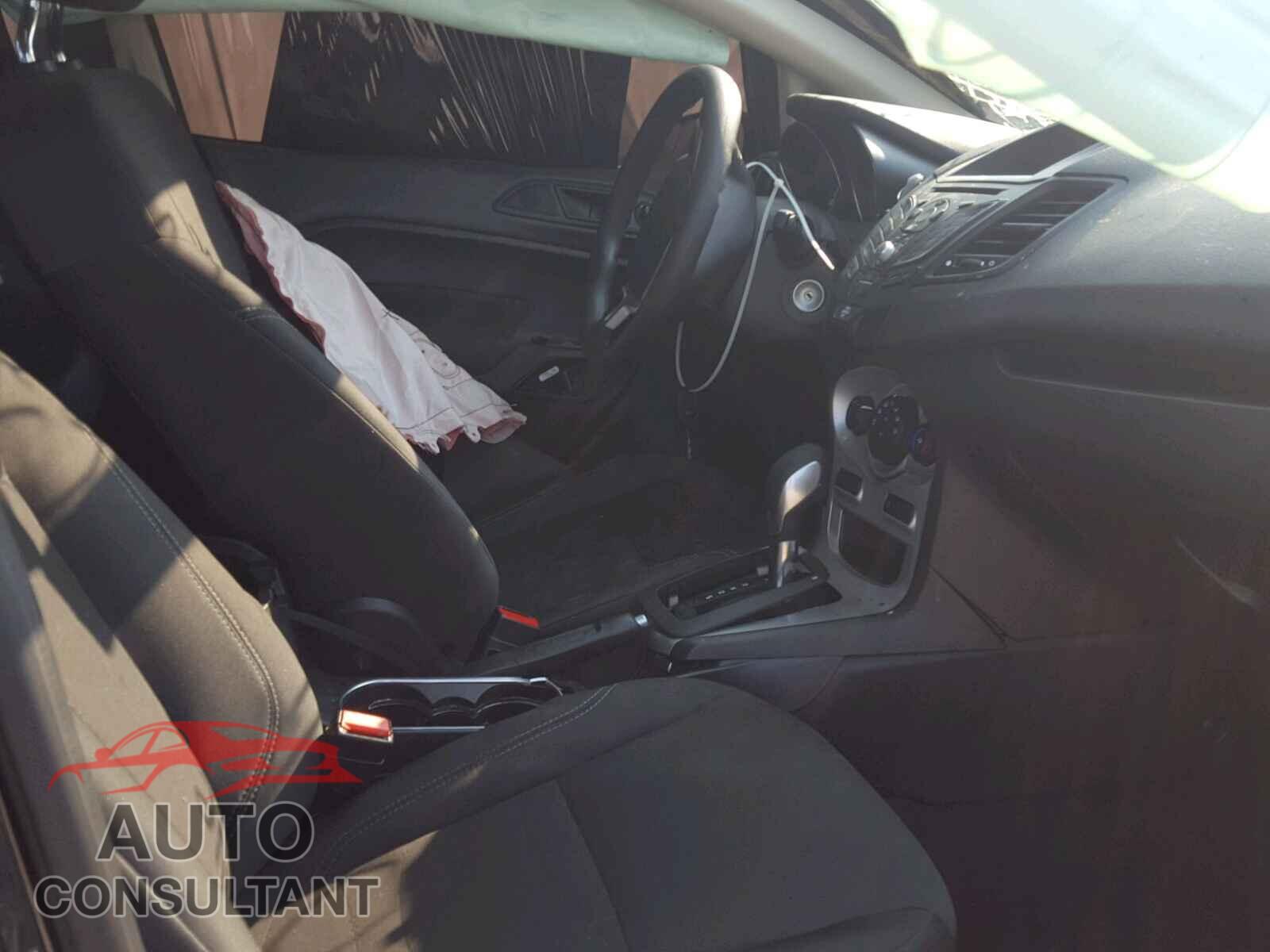 FORD FIESTA 2017 - 3FADP4BJ9HM167403