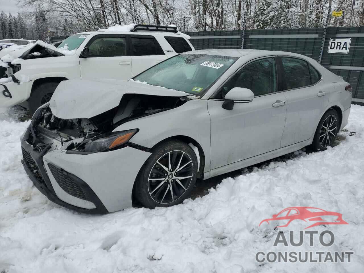 TOYOTA CAMRY 2022 - 4T1G11BK5NU060111