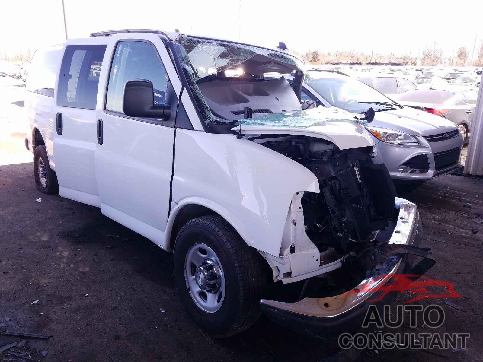 CHEVROLET EXPRESS 2017 - 1GAZGPFG3H1194134