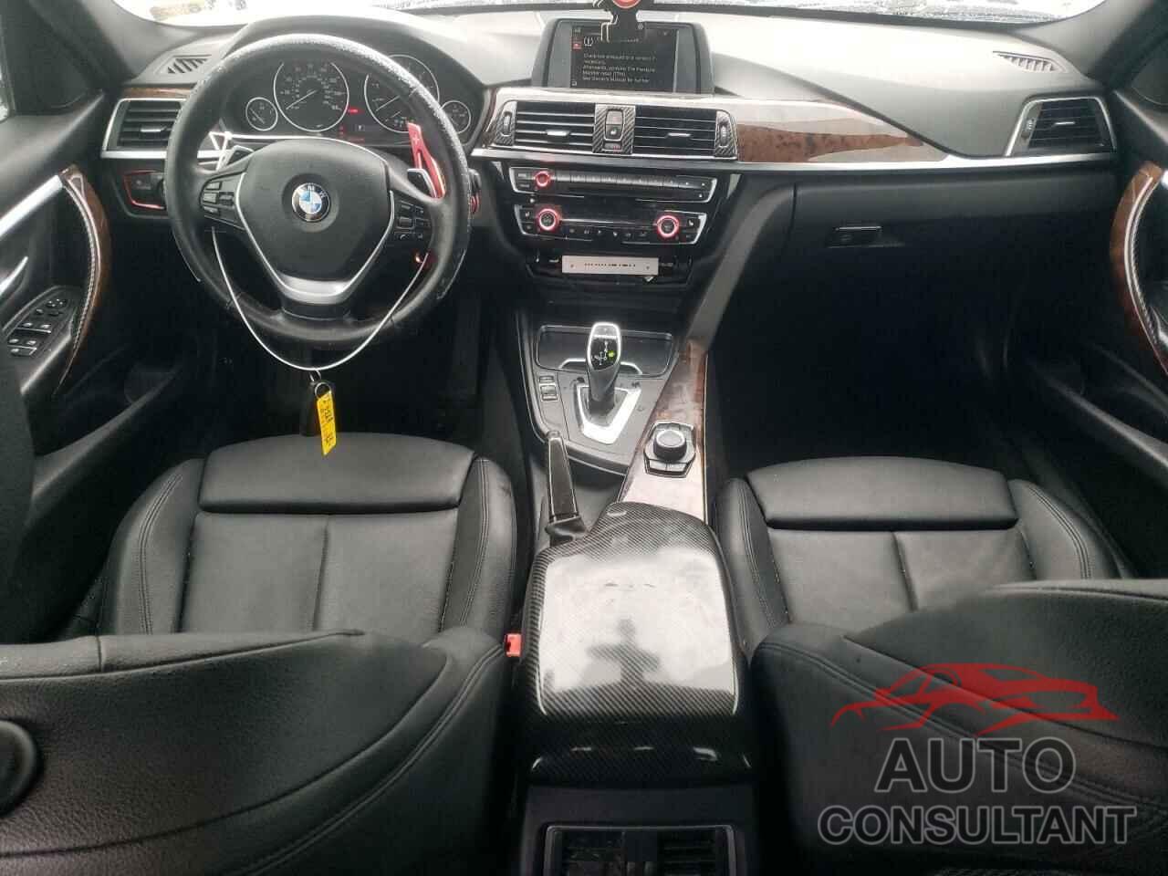 BMW 3 SERIES 2016 - WBA8E3G52GNT77091