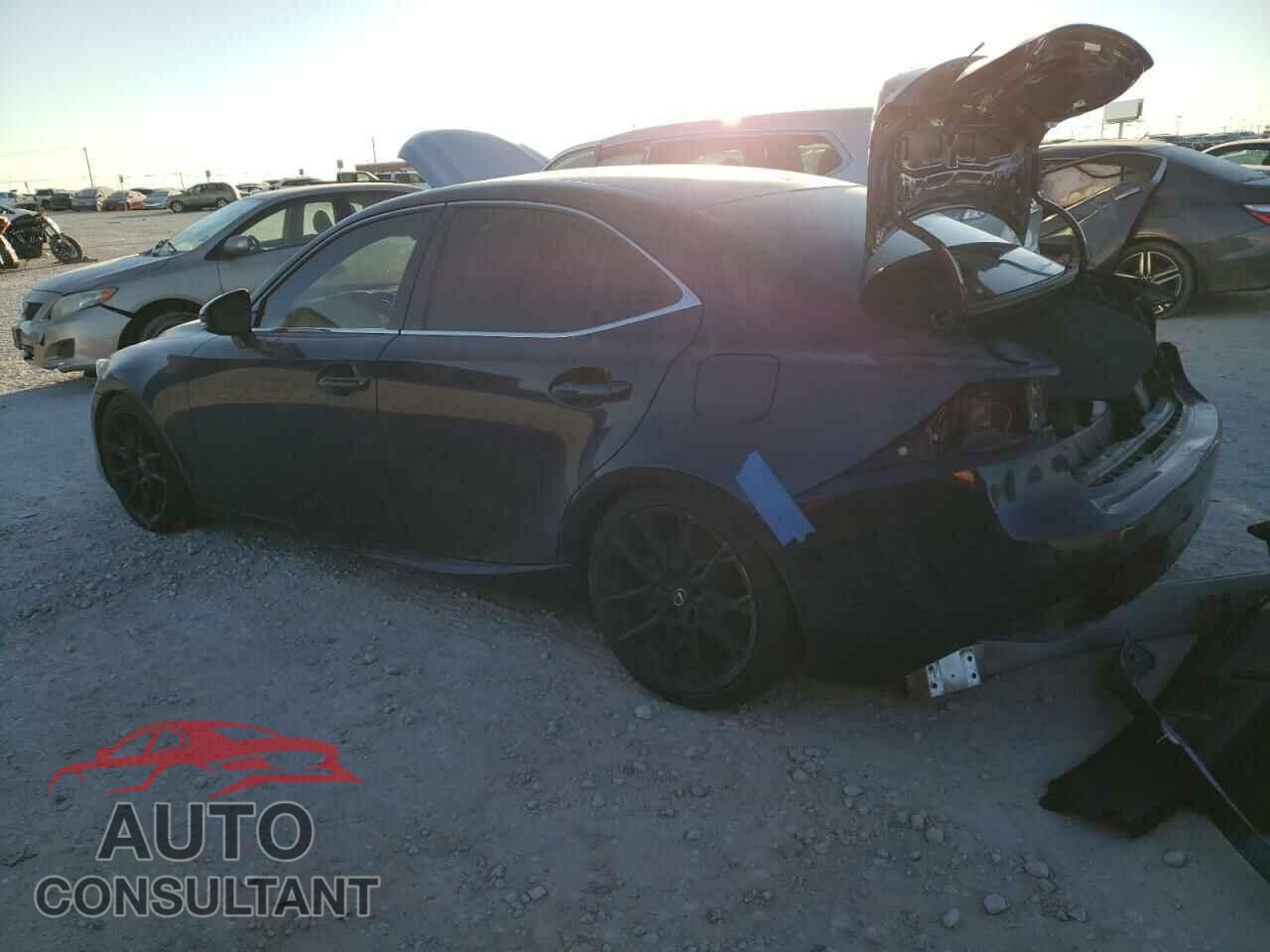 LEXUS IS 2017 - JTHBA1D29H5051632