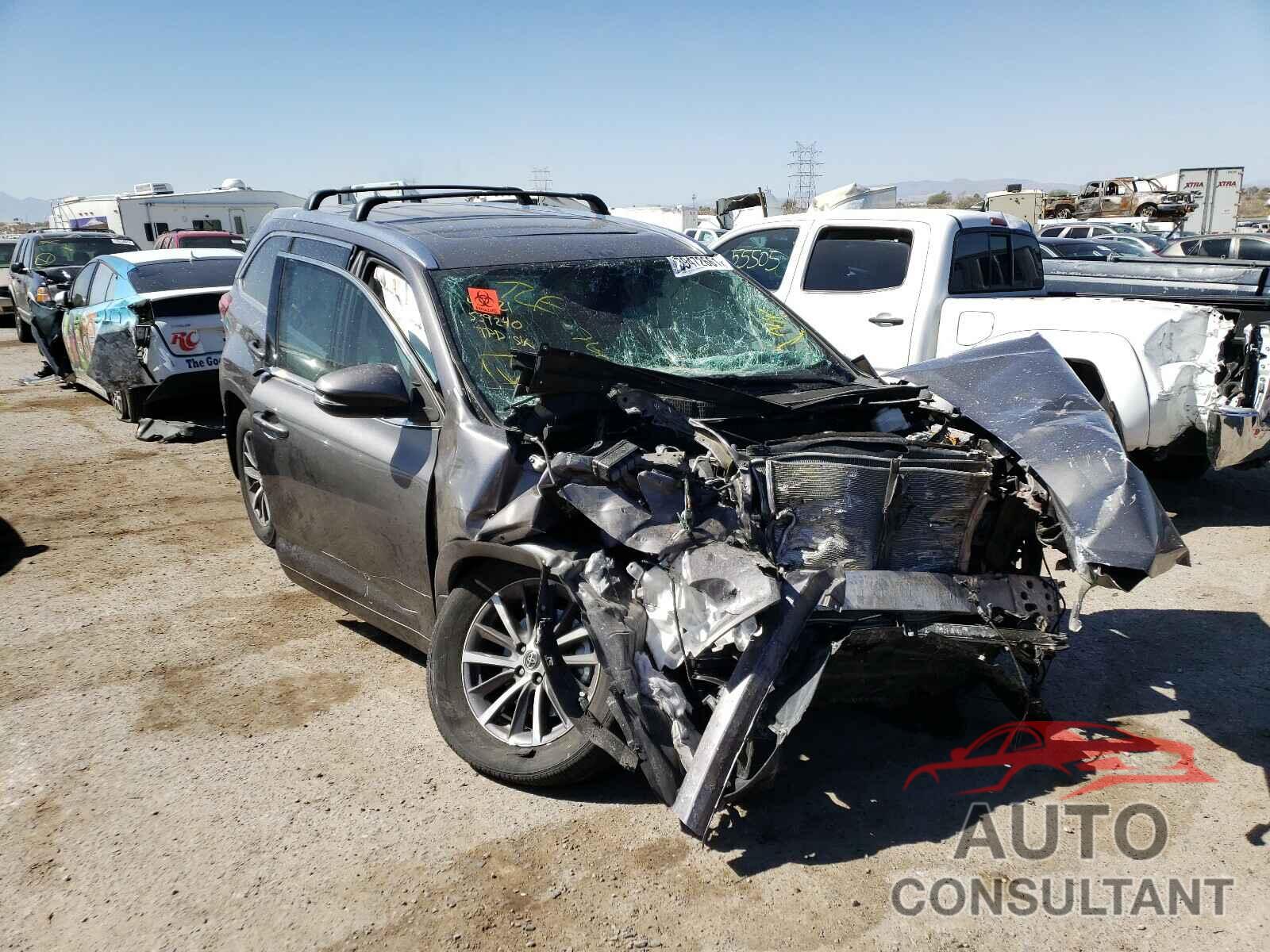 TOYOTA HIGHLANDER 2018 - 5TDJZRFH2JS546003
