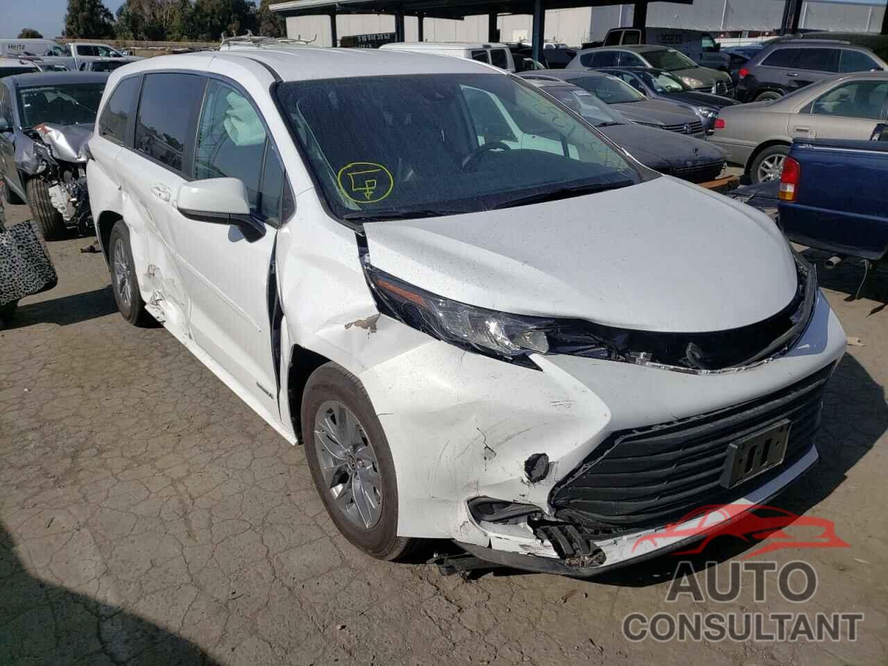 TOYOTA SIENNA 2021 - 5TDKRKEC2MS065190