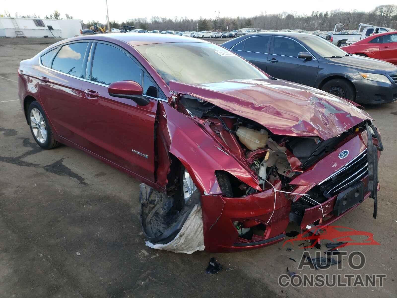 FORD FUSION 2019 - 1N4BL4DW0KC186121