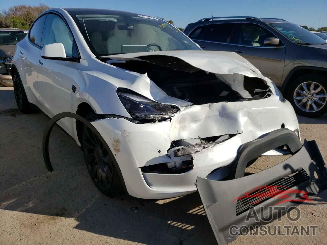 TESLA MODEL Y 2021 - 5YJYGDEF9MF267339
