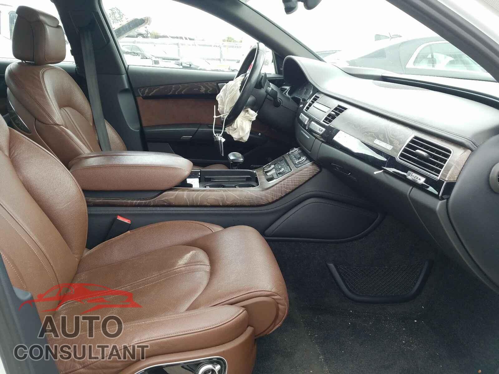 AUDI A8 2016 - WAU3RAFD3GN007022