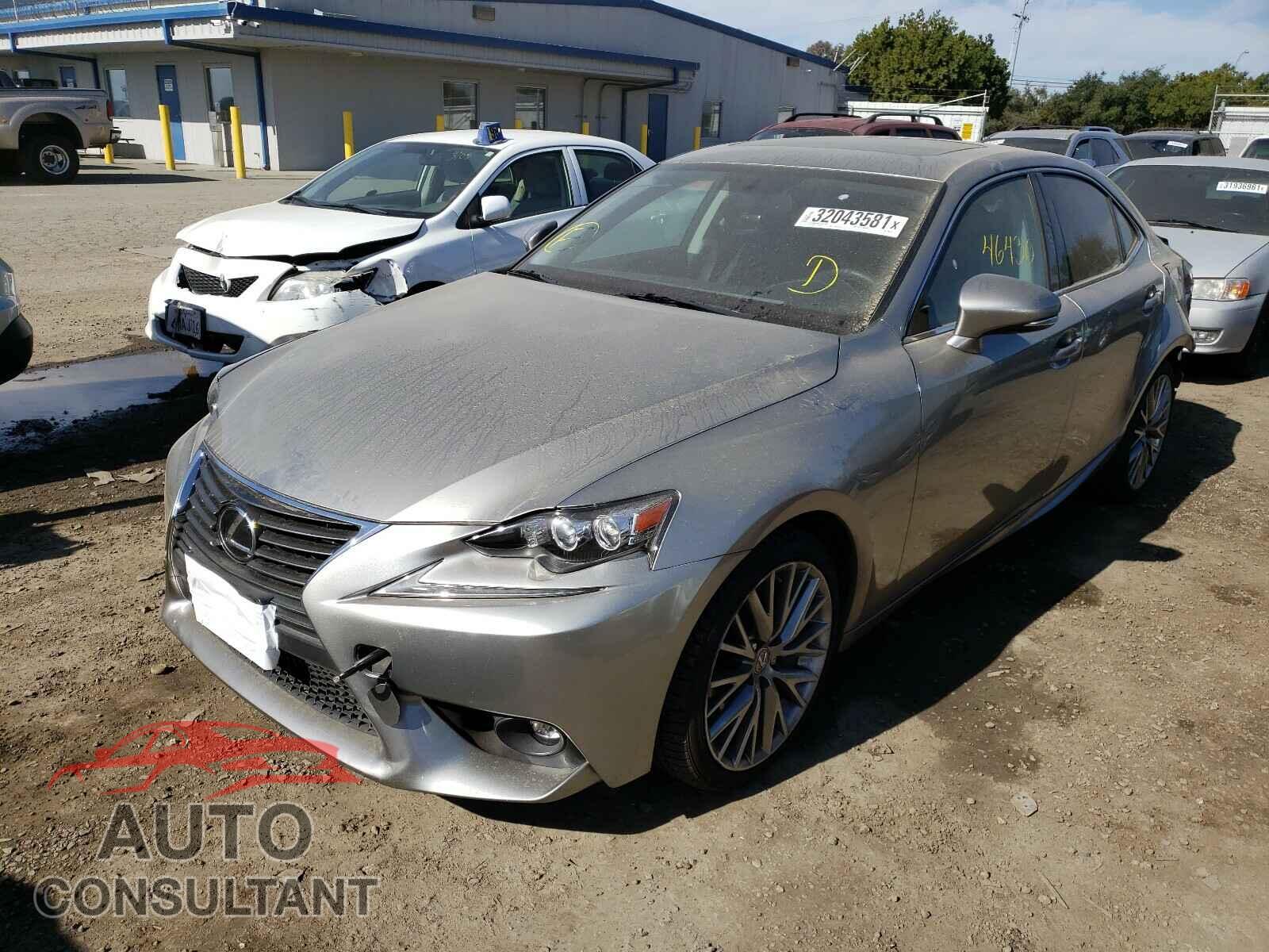LEXUS IS 2016 - JTHBA1D25G5006153