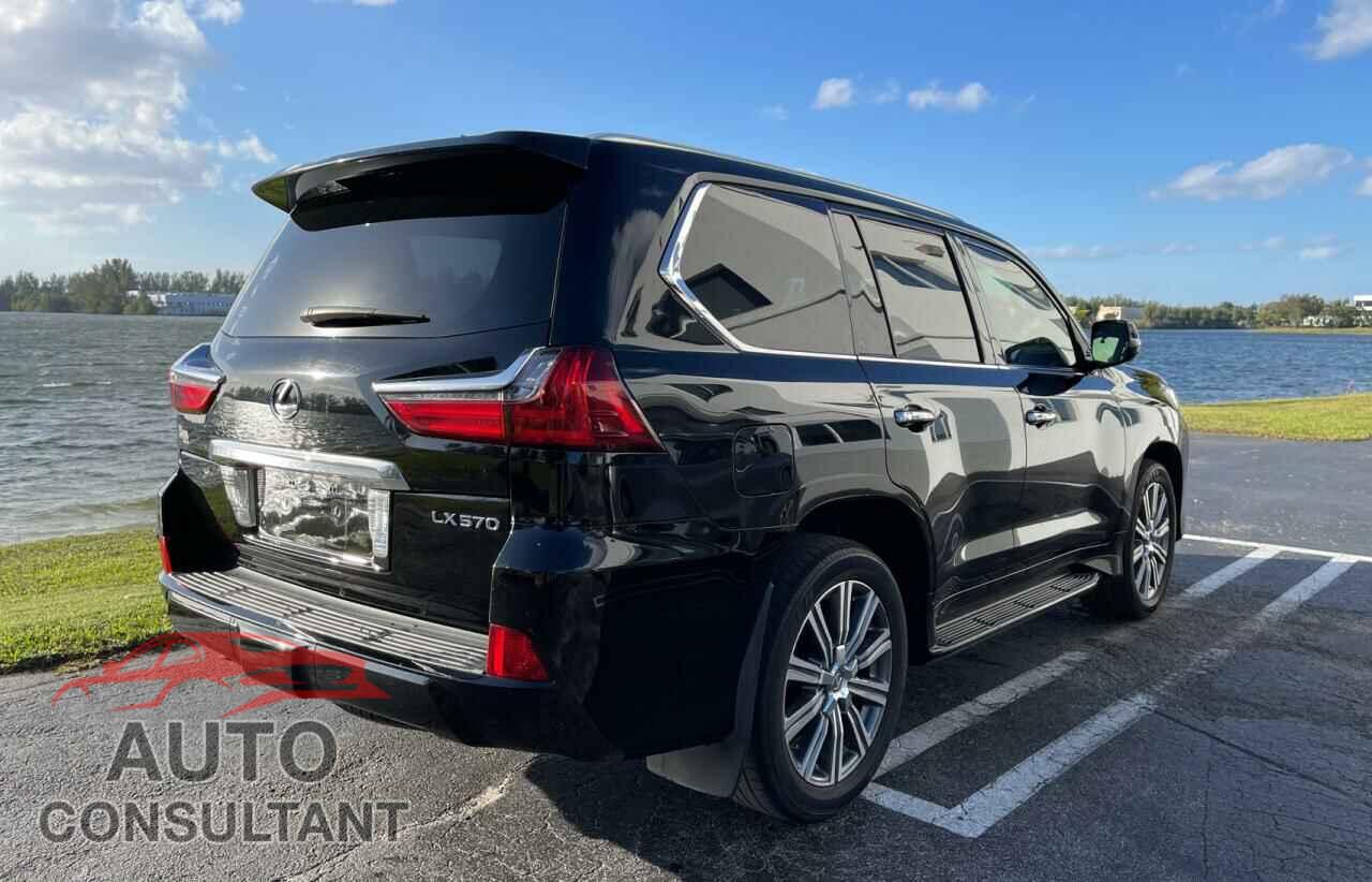 LEXUS LX570 2017 - JTJHY7AX4H4232666
