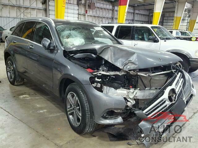 MERCEDES-BENZ GLC300 2018 - WDC0G4KB9JV018447