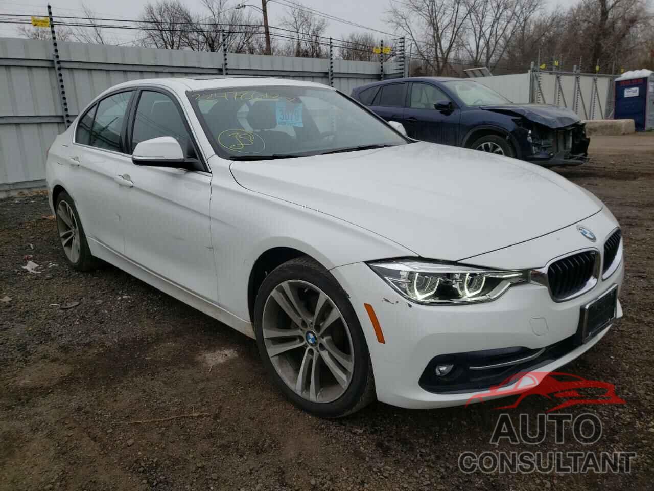 BMW 3 SERIES 2018 - WBA8D9G50JNU70625