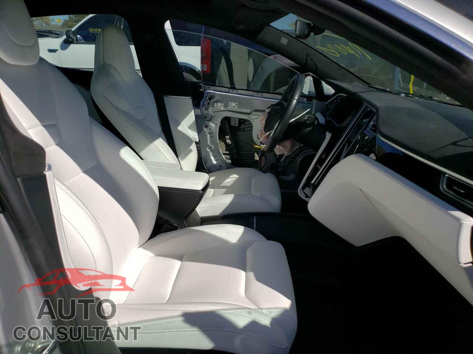 TESLA MODEL S 2017 - 5YJSA1E27HF190933