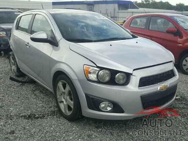 CHEVROLET SONIC 2015 - 1G1JE6SB3F4117959