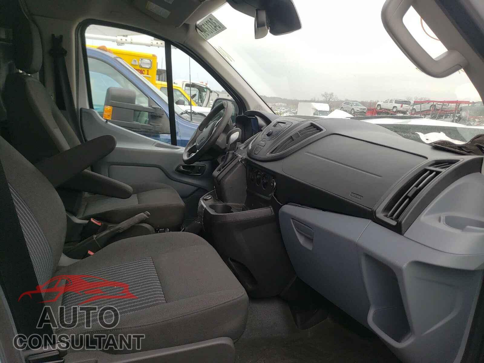 FORD TRANSIT CO 2017 - 1FTYE2YM1HKB18646